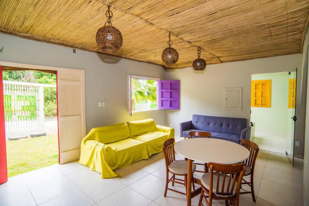 Casa em Imbassaí com 8 Suítes