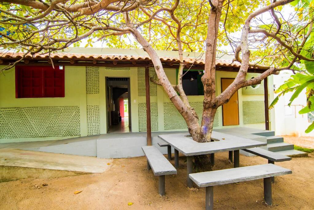Casa em Imbassaí com 8 Suítes