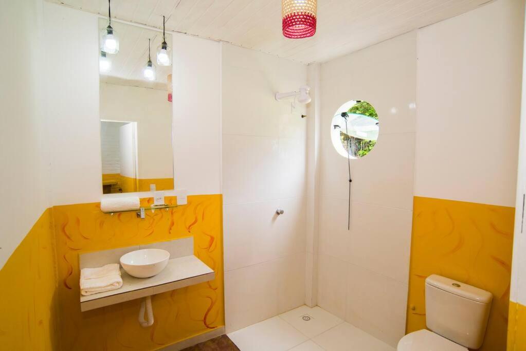 Casa em Imbassaí com 8 Suítes