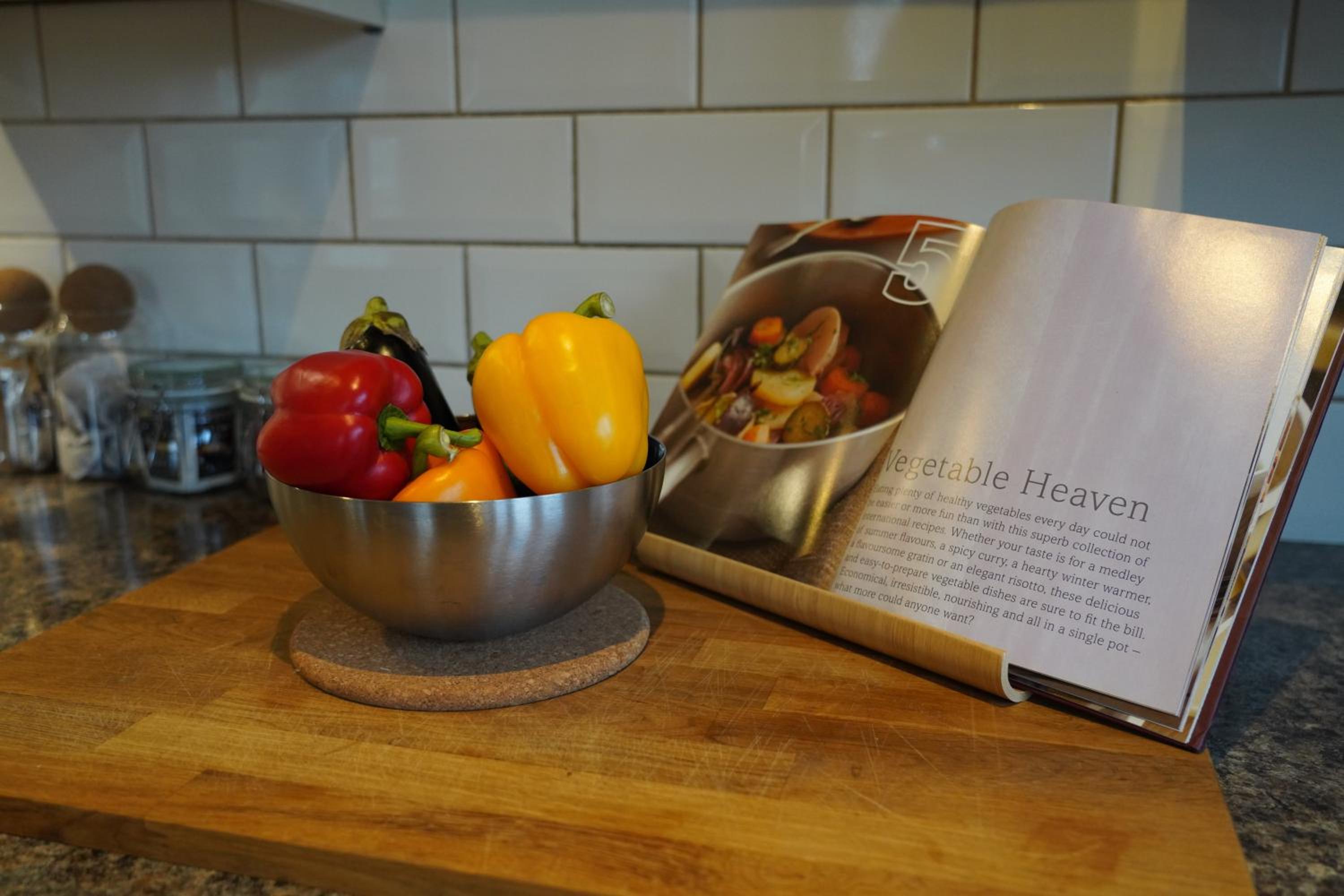 The Old Police House- Beautiful Oxfordshire Countryside Retreat- Sleeps 10 view 4