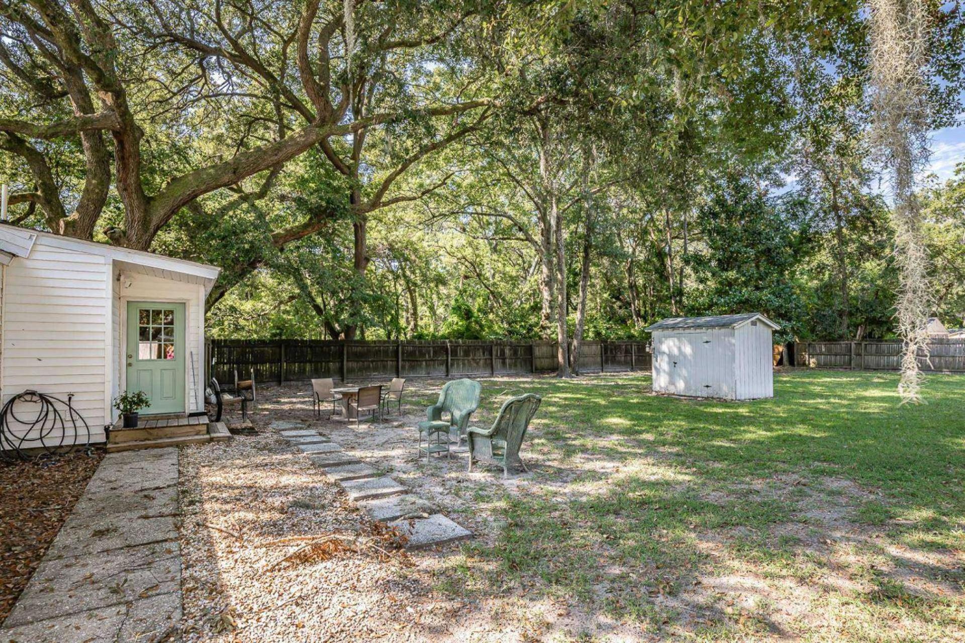 Port Royal 1721 Battery Park Drive view 3