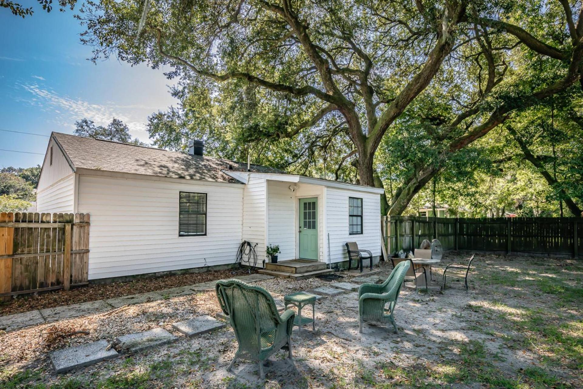 Port Royal 1721 Battery Park Drive view 4