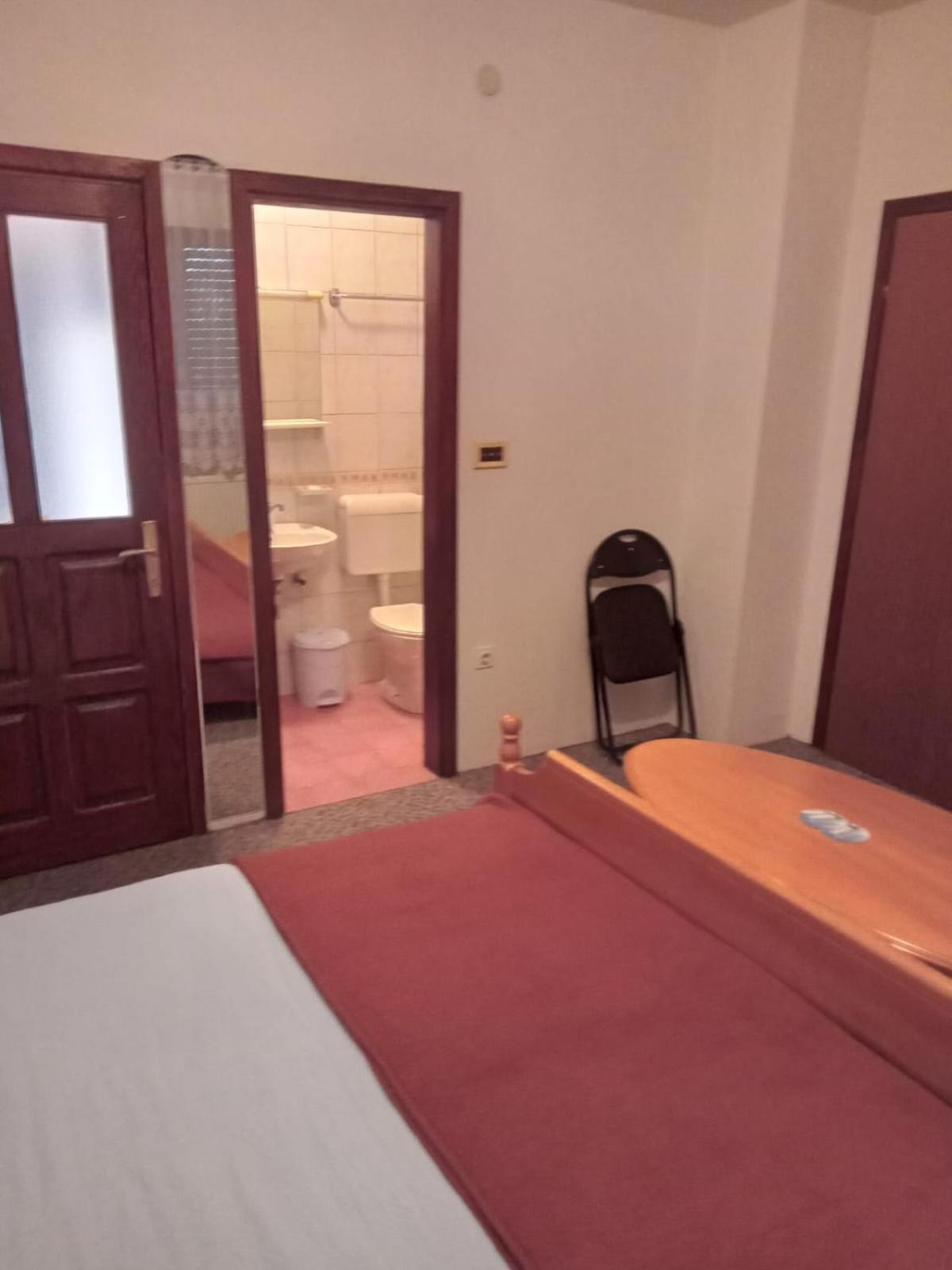 Prenoćište San Rooms