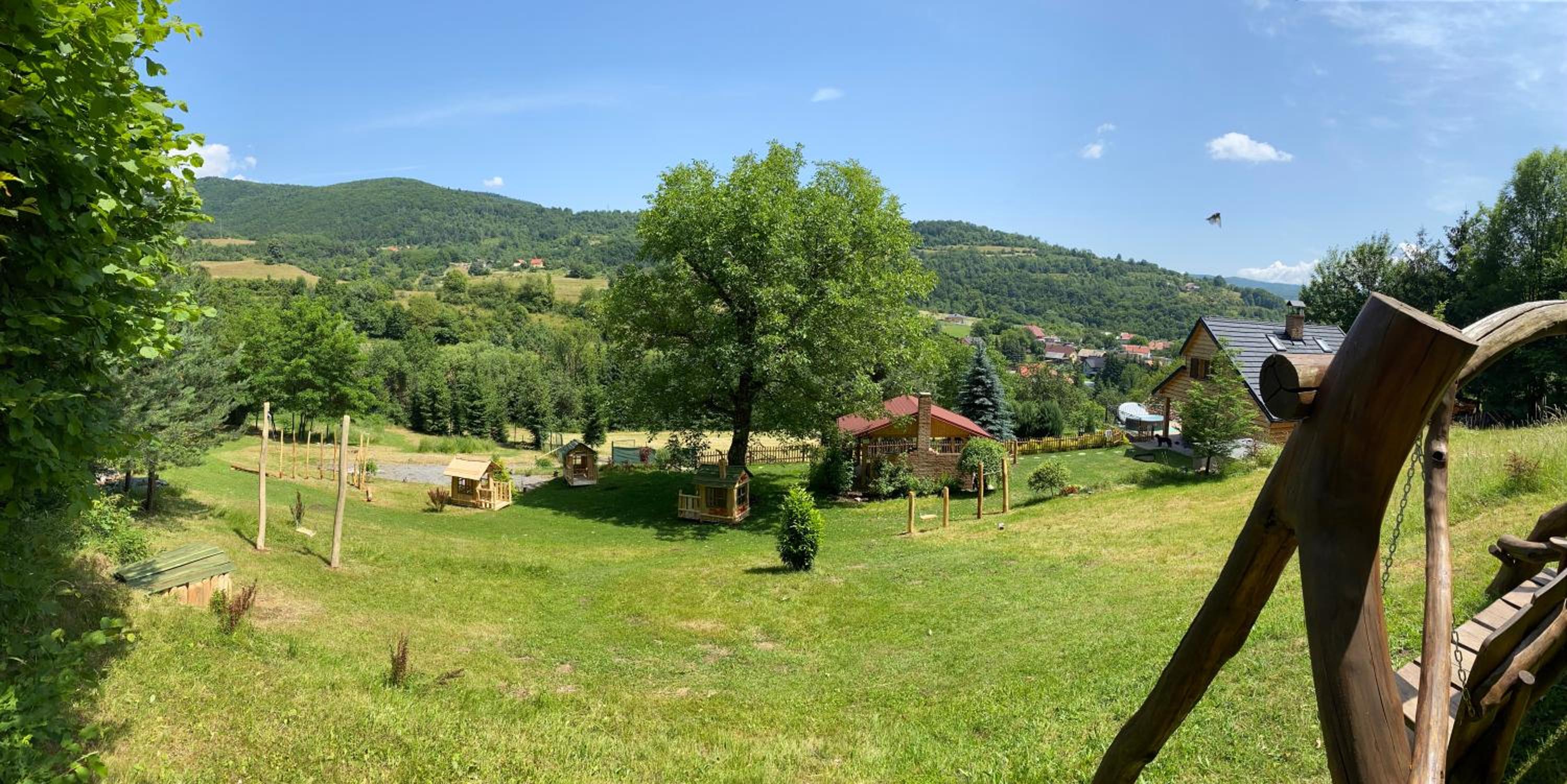Detská Chata Župkov - Cozy Cottage Retreat near the Forest view 5