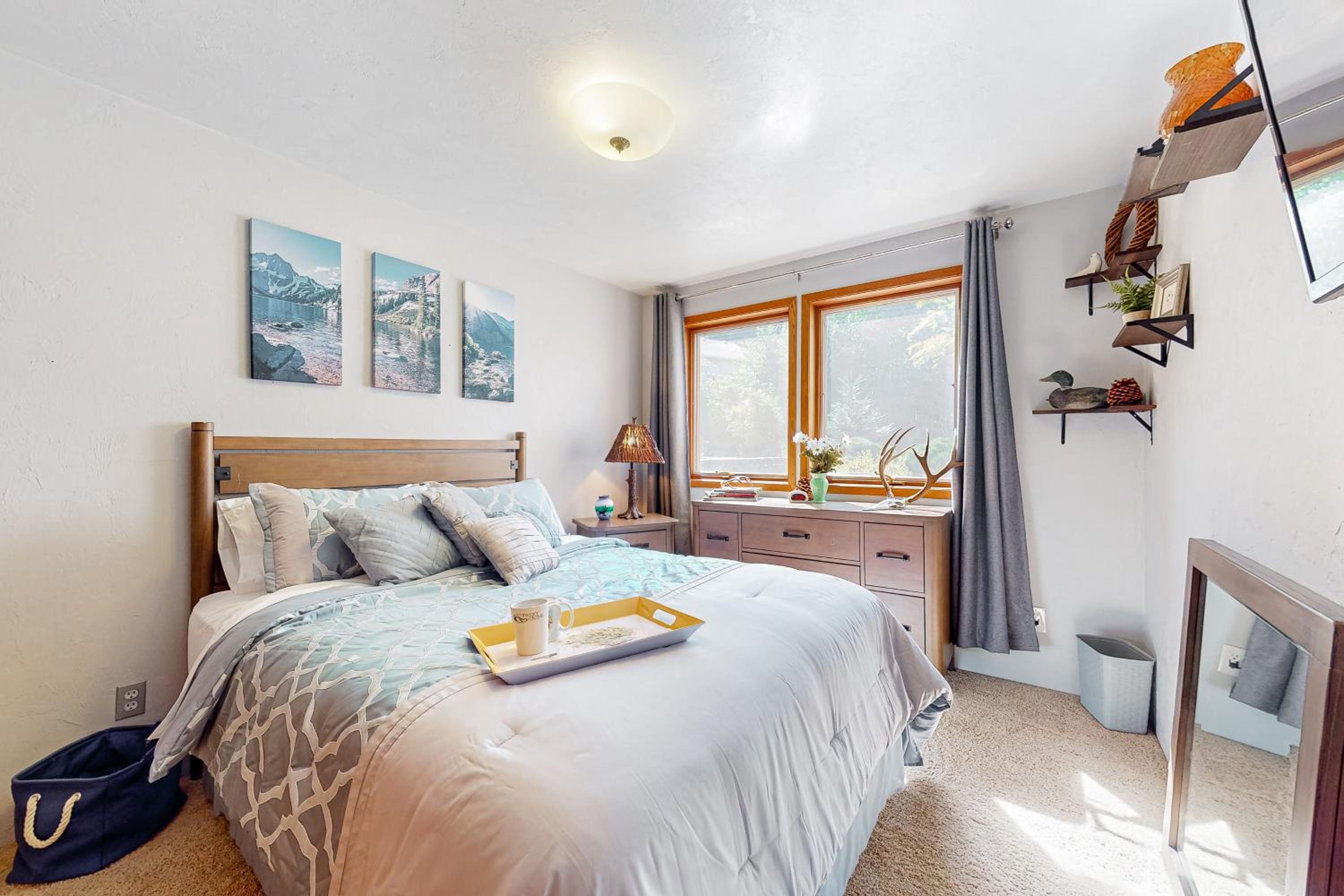 100 Yards to Foster Lake! Family Home with Hot Tub