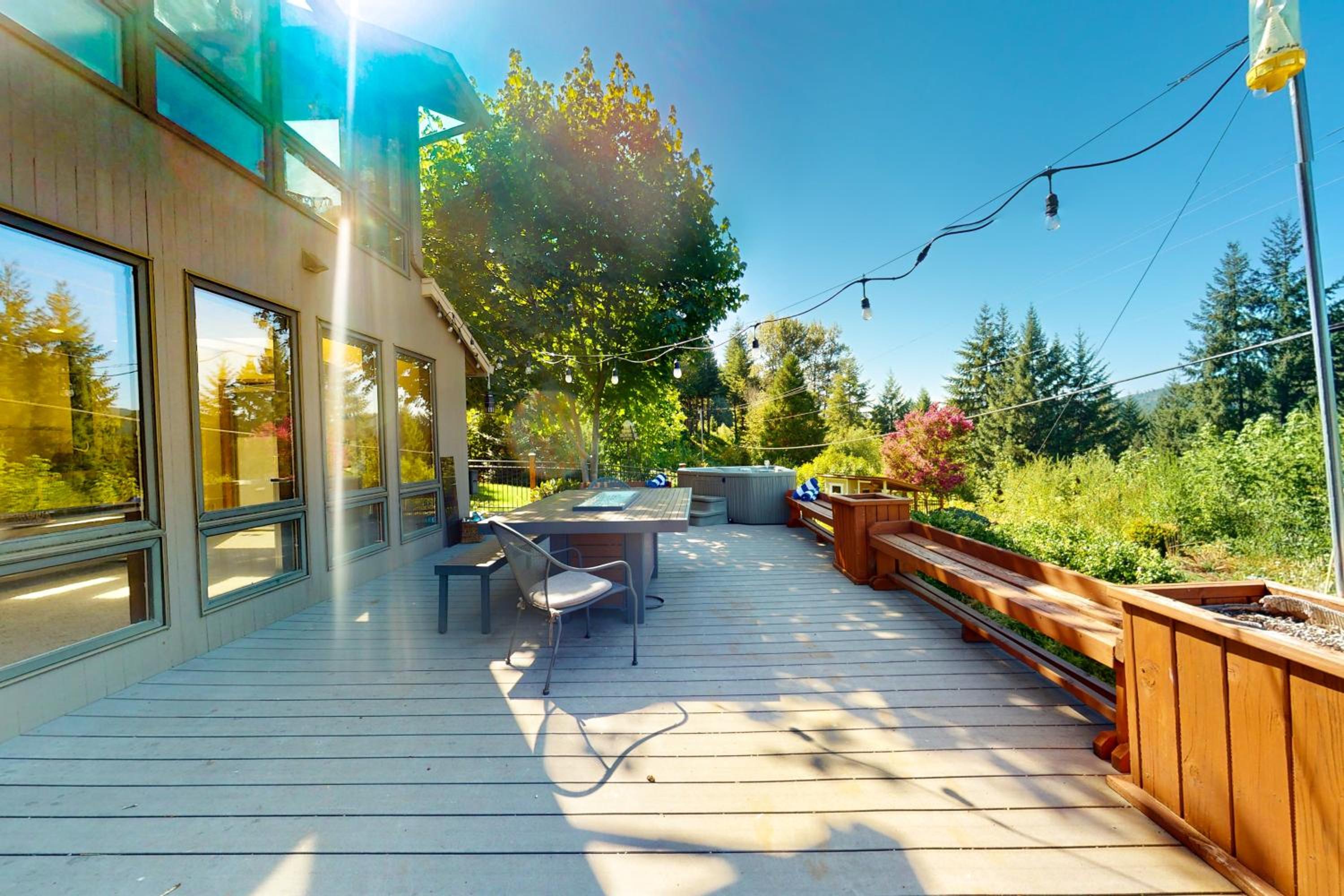 100 Yards to Foster Lake! Family Home with Hot Tub