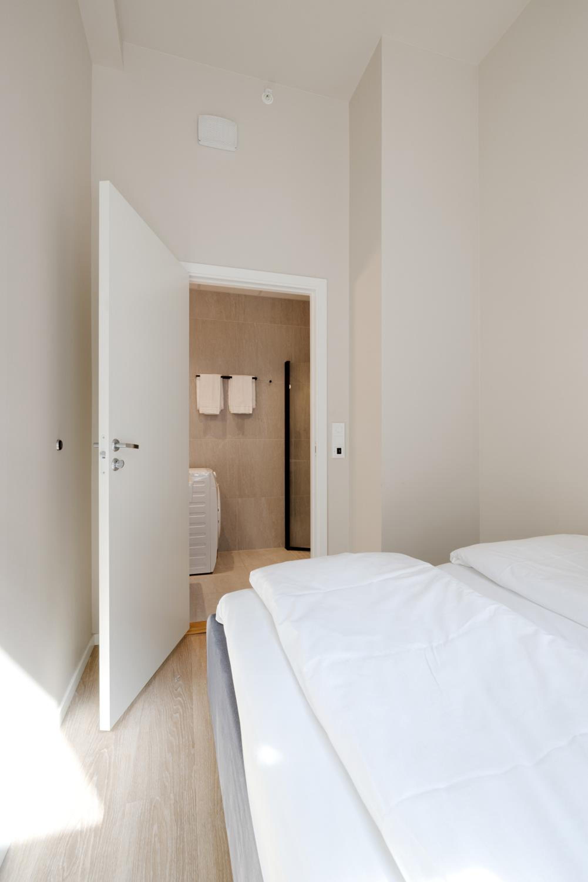 MAYA Apartments - Solli Plass view 5