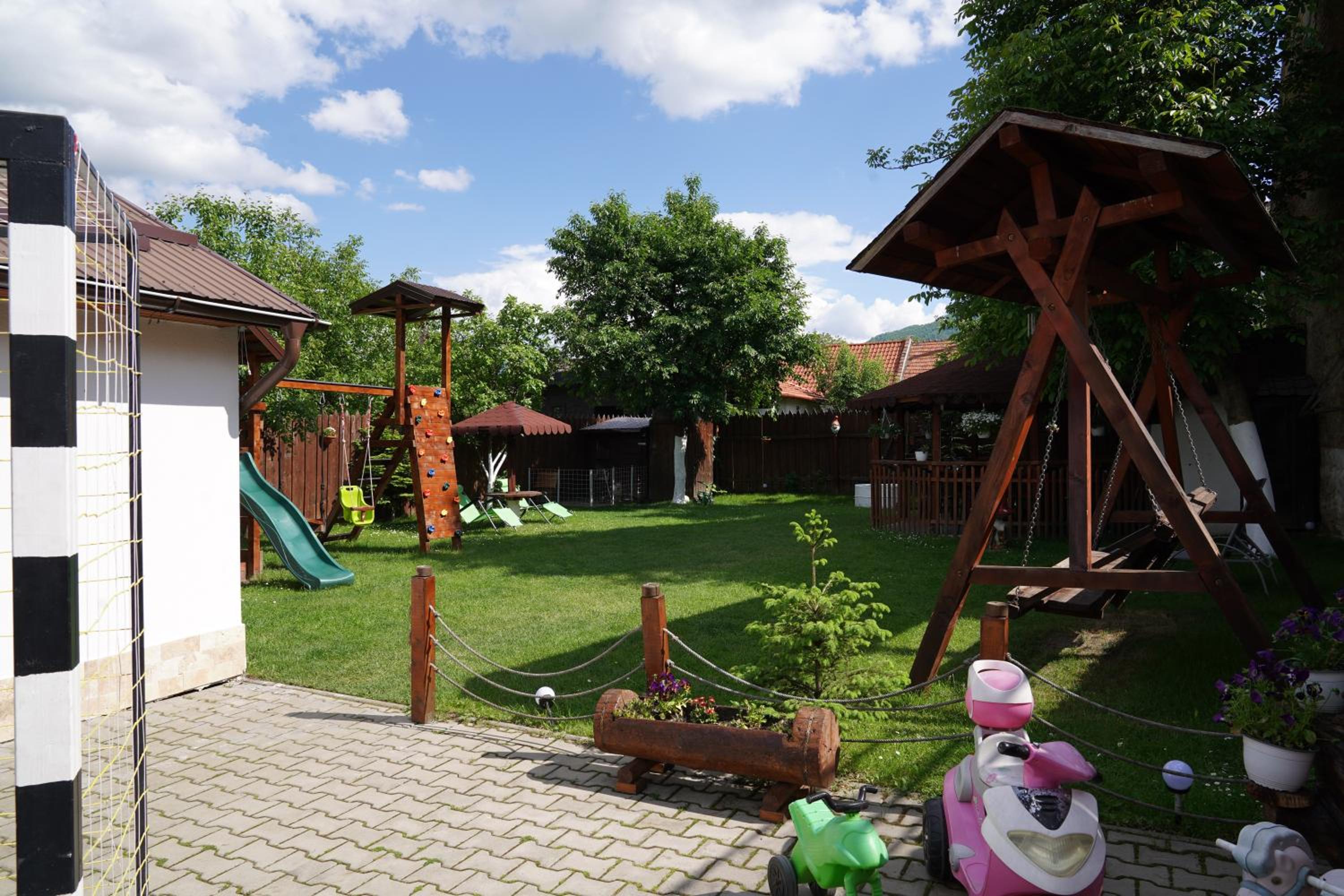 Photo 36