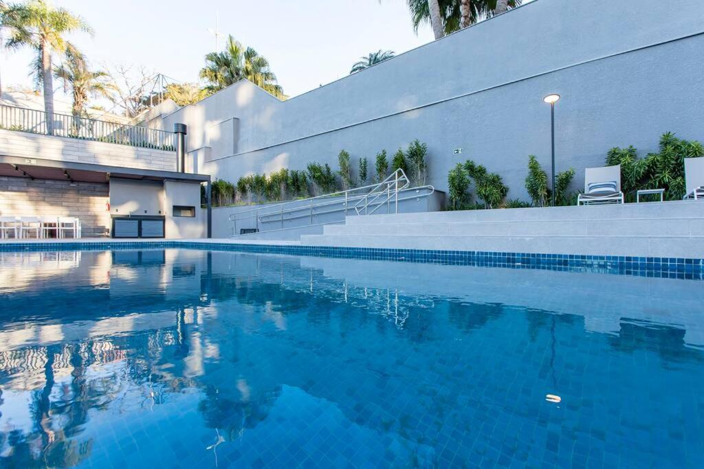 Apartamento alto padrão 1 dorm, ótima localização