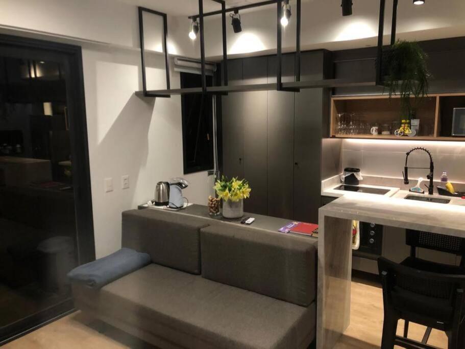 Apartamento alto padrão 1 dorm, ótima localização