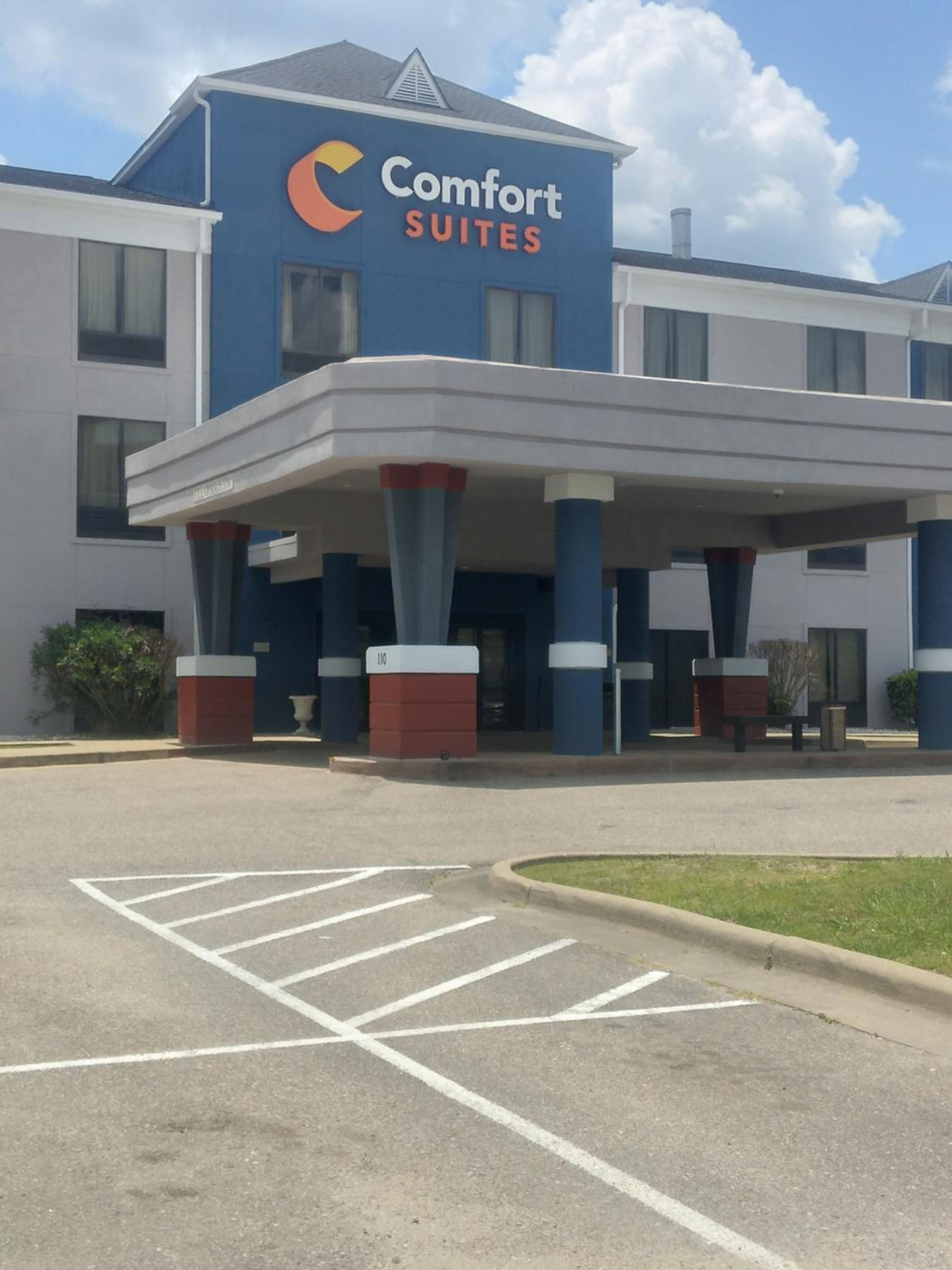 Montgomery Vacations - Comfort Suites Airport South - Property Image 16