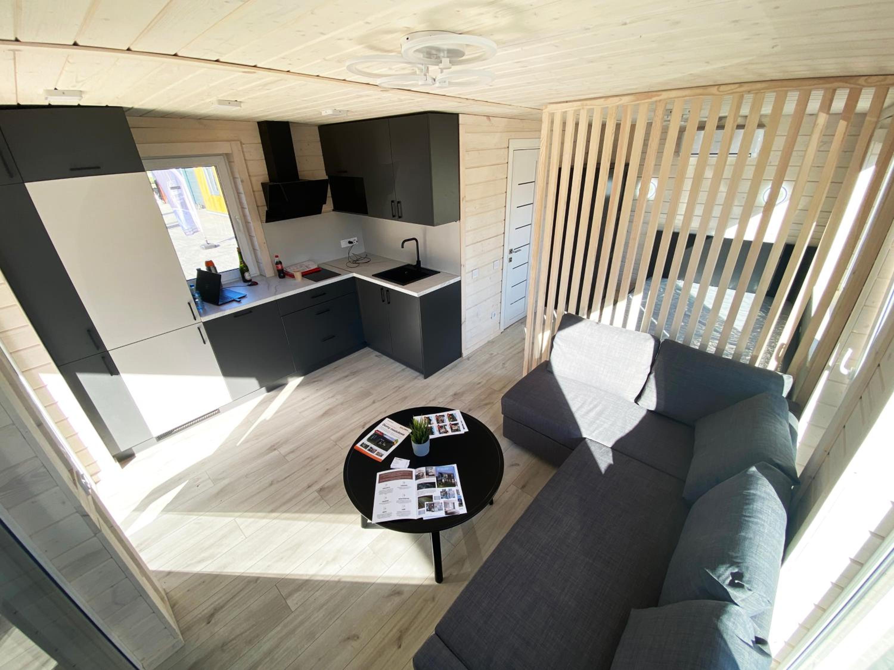 Tiny house aan het water op de appelhof view 5