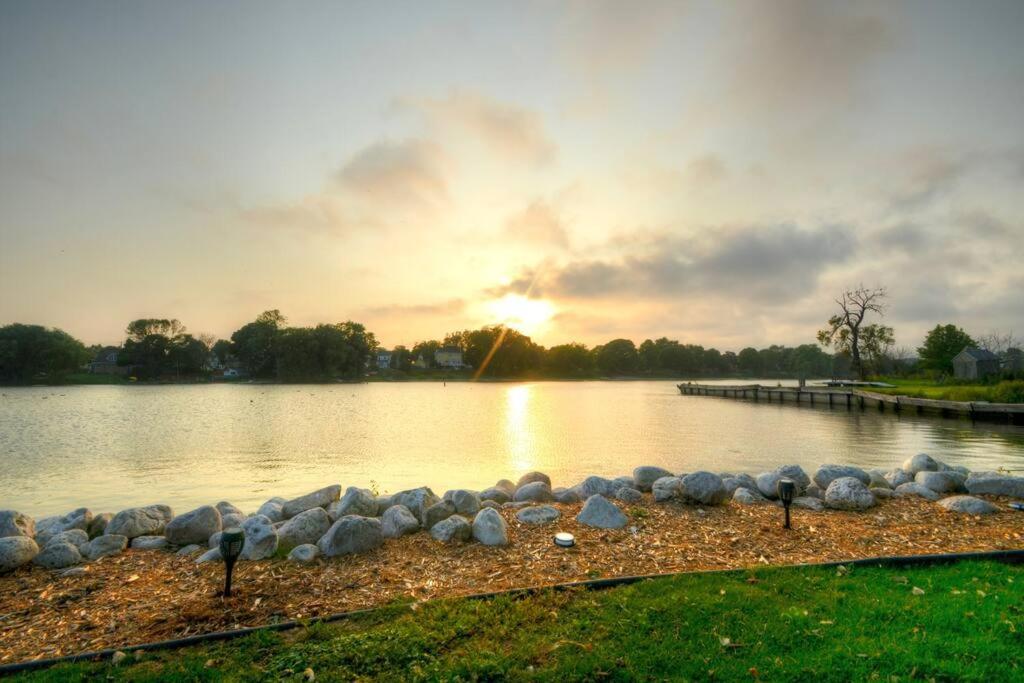 Riverfront Retreat! Water front and dog friendly! view 3