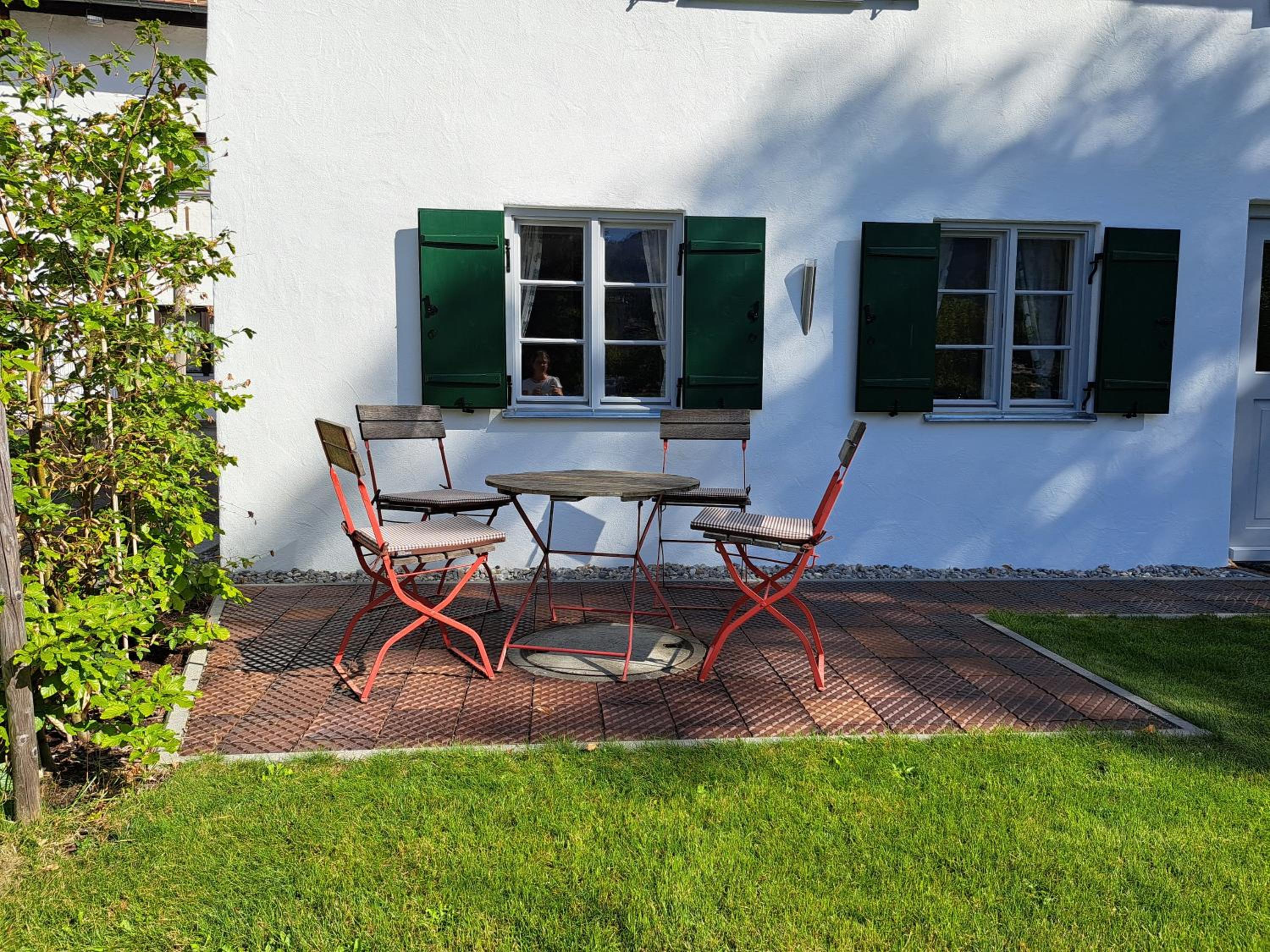 Neu! Ferienwohnungen im Lüftlmalereck, Hennalahaus