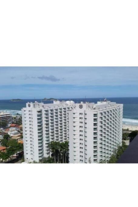 Barra da Tijuca - Rio de Janeiro - BEIRA-MAR - BARRAMARES FLAT