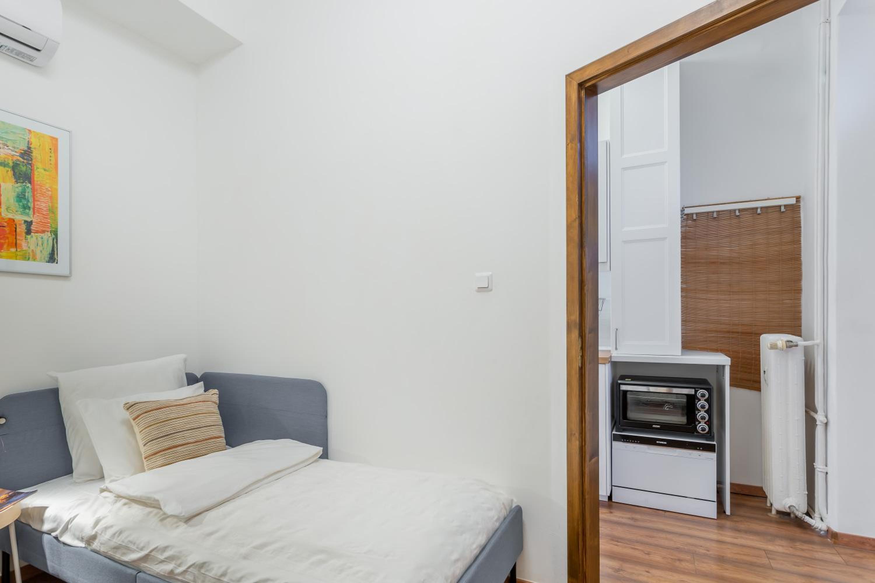 Central Avenue Apartment view 4