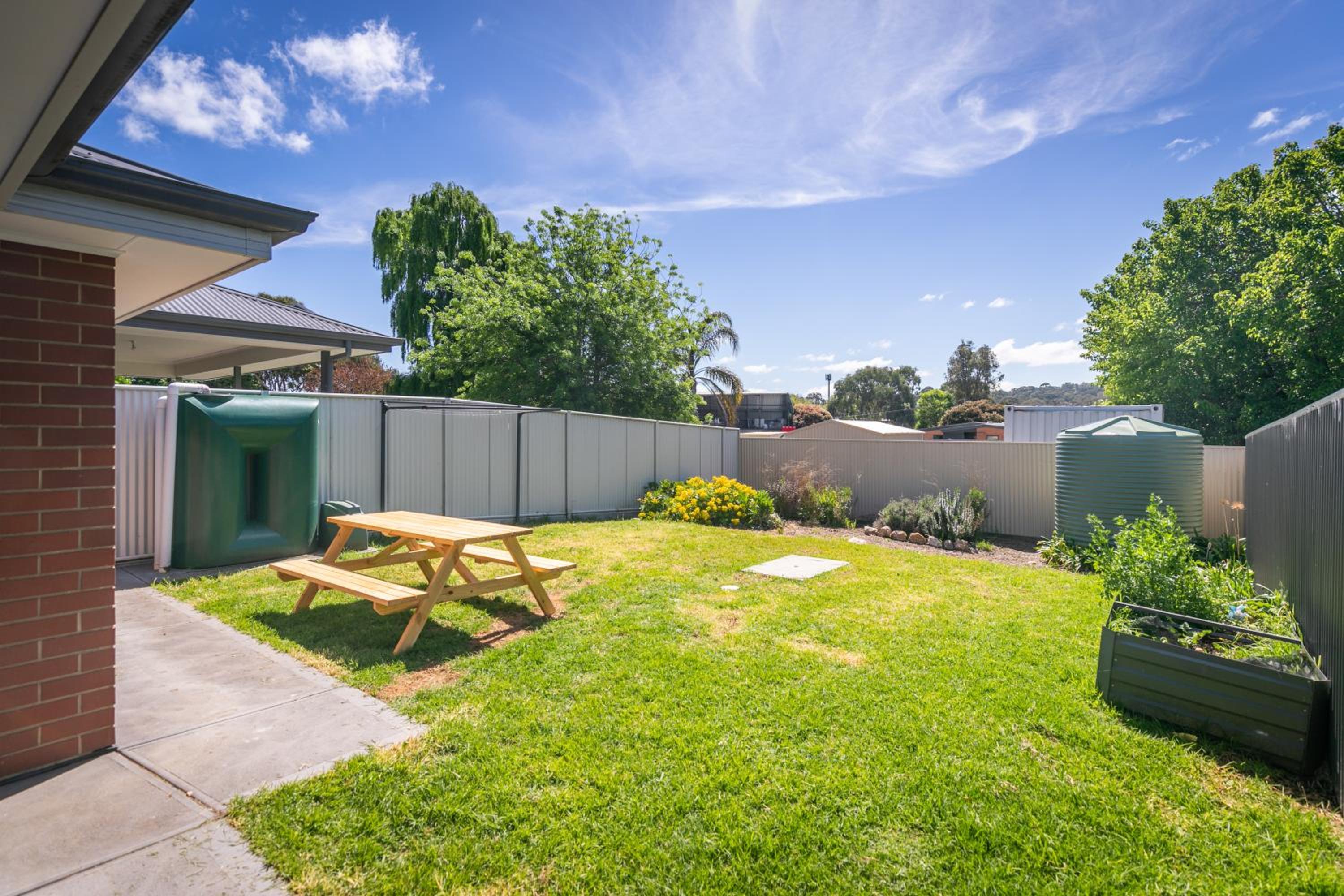 3bedroom Modern Home in Mt Barker, 8km to Hahndorf