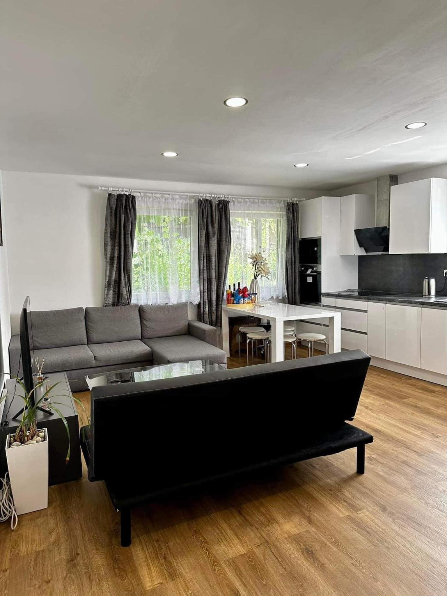 Cozy Sapa Stay - Private Apartment and Room