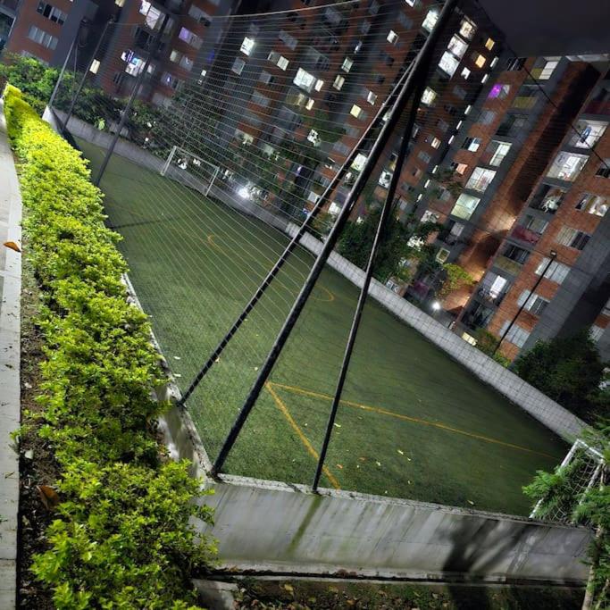 apartamento con las comodidades