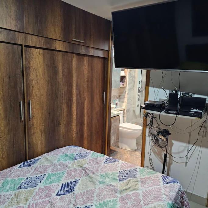 apartamento con las comodidades