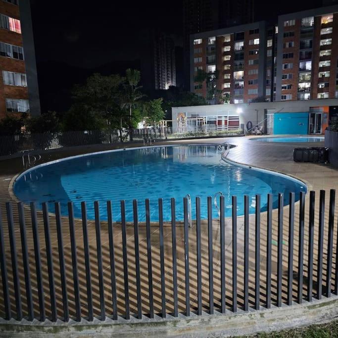 apartamento con las comodidades