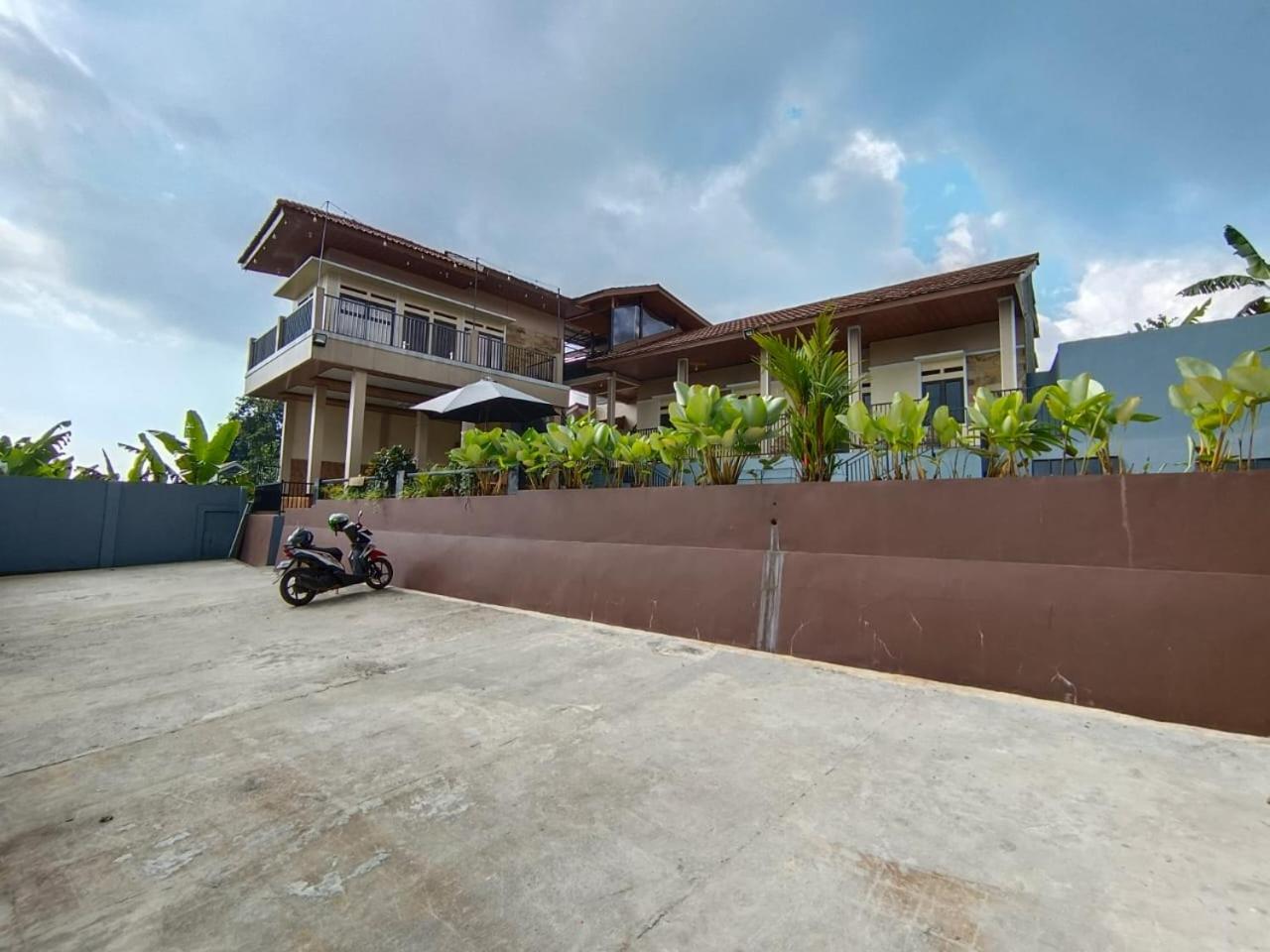 Villa Cisarua Ananda