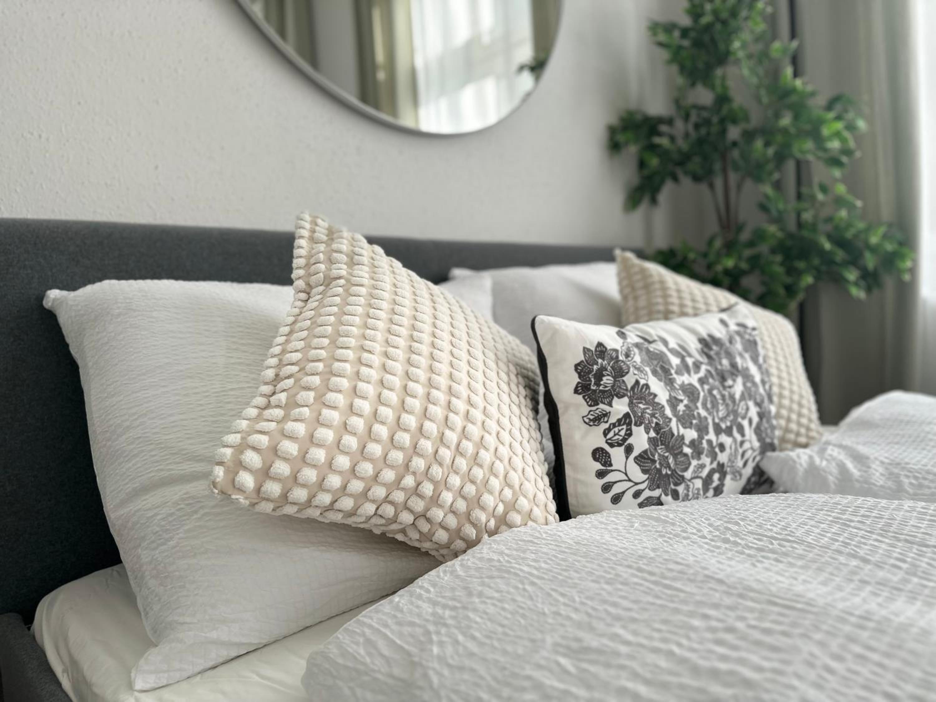Spacious Apartments, 3 min to U1 Reumannplatz