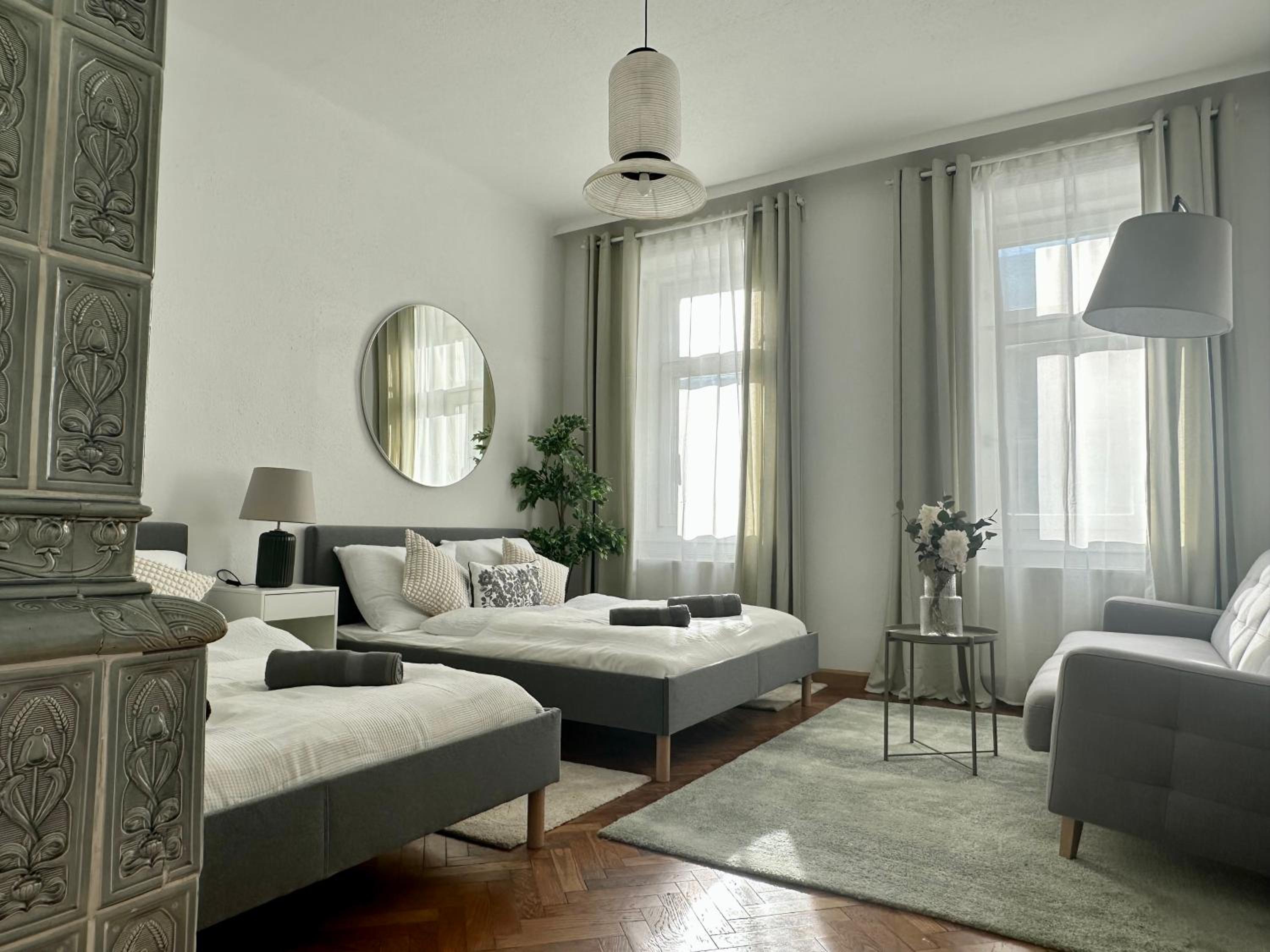 Spacious Apartments, 3 min to U1 Reumannplatz