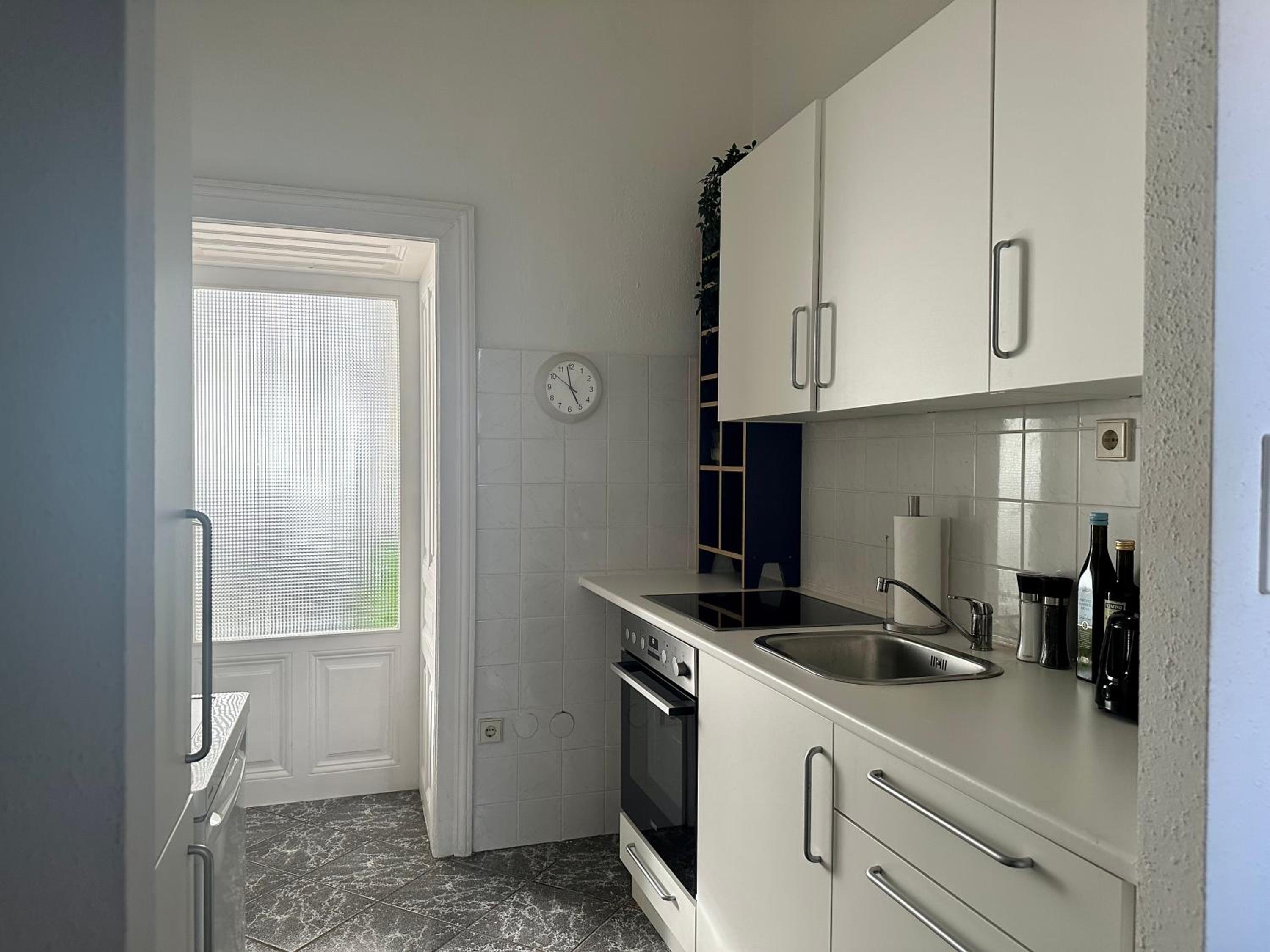 Spacious Apartments, 3 min to U1 Reumannplatz