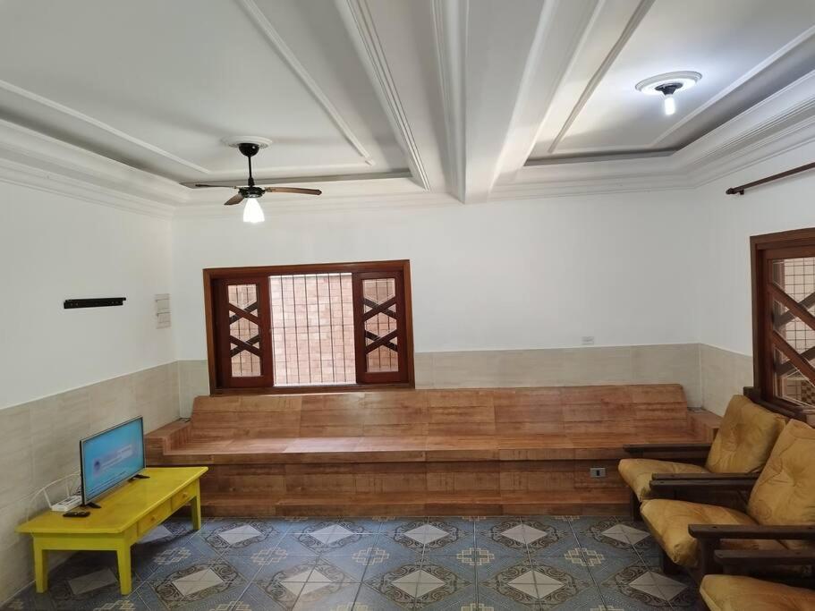 Lindíssima Casa pertiiiiiinho da Praia