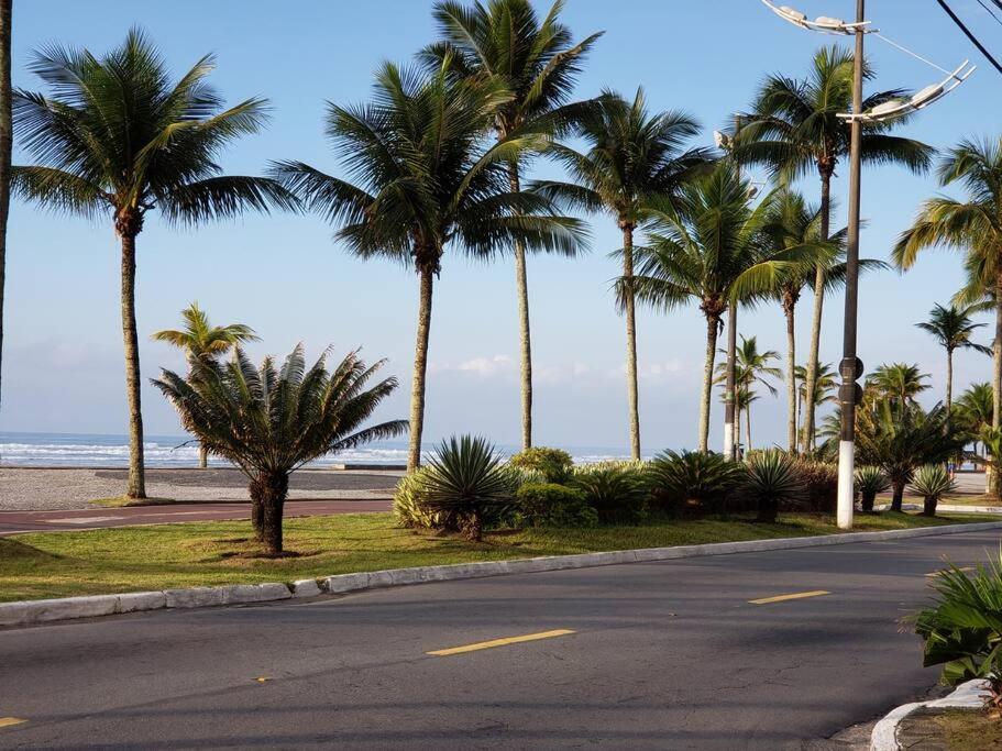 Lindíssima Casa pertiiiiiinho da Praia