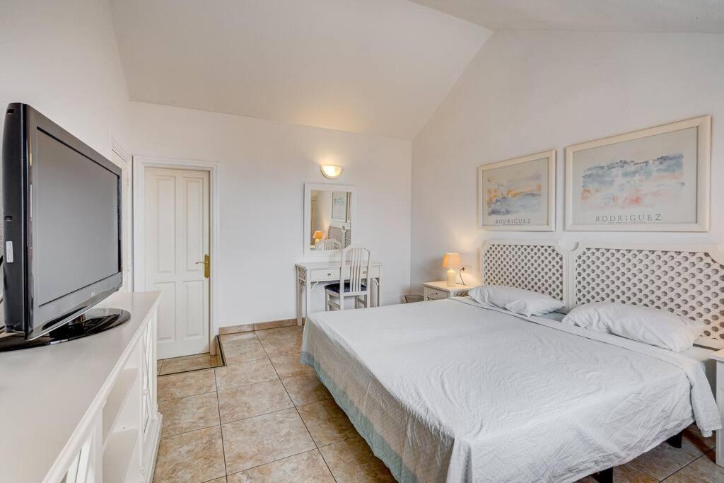 Royal Garden - 2 bedroom view 3