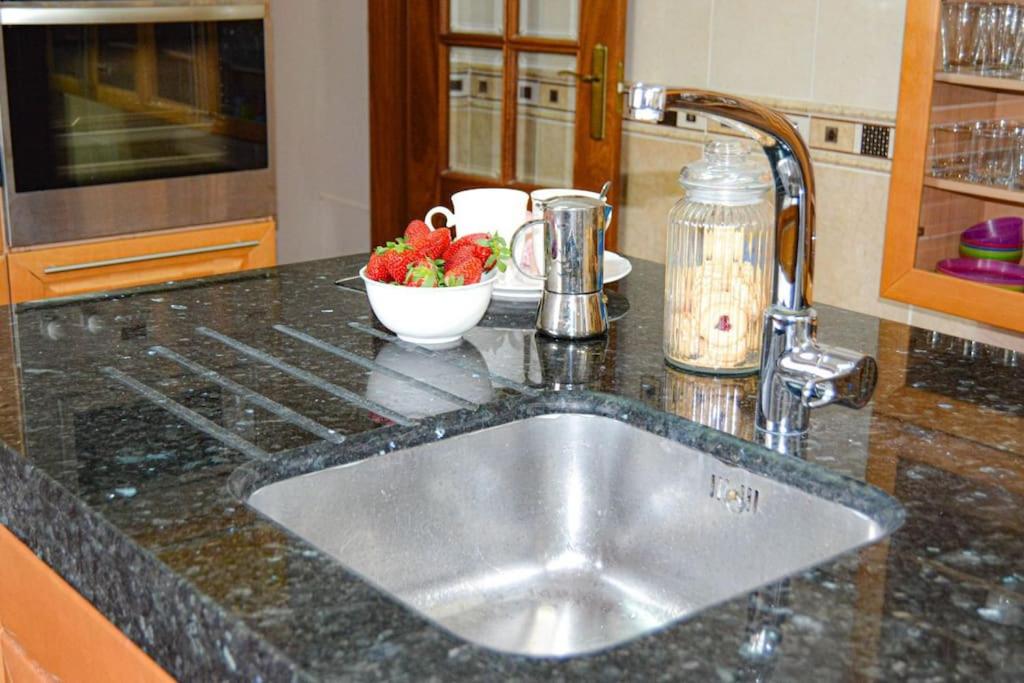 Spectacular Villa in Benalmádena