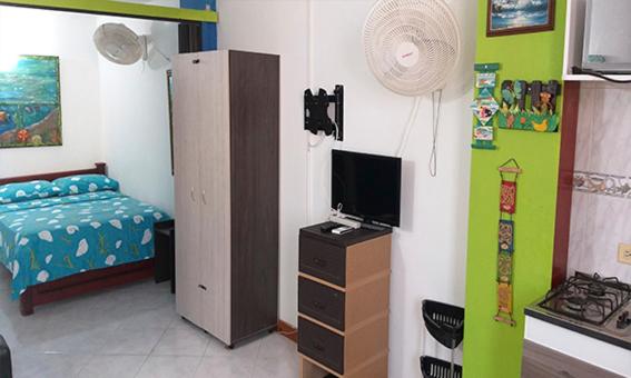 APARTAMENTO PEQUEÑO FRENTE A LA PLAYA PRINCIPAL