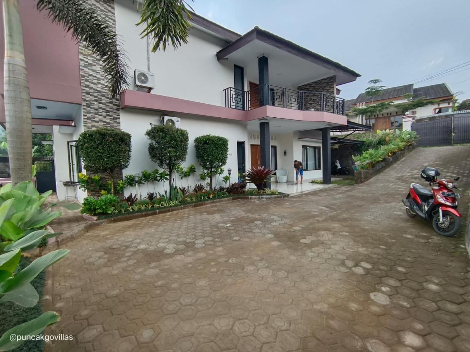 Villa Cisarua Restu 4 view 2