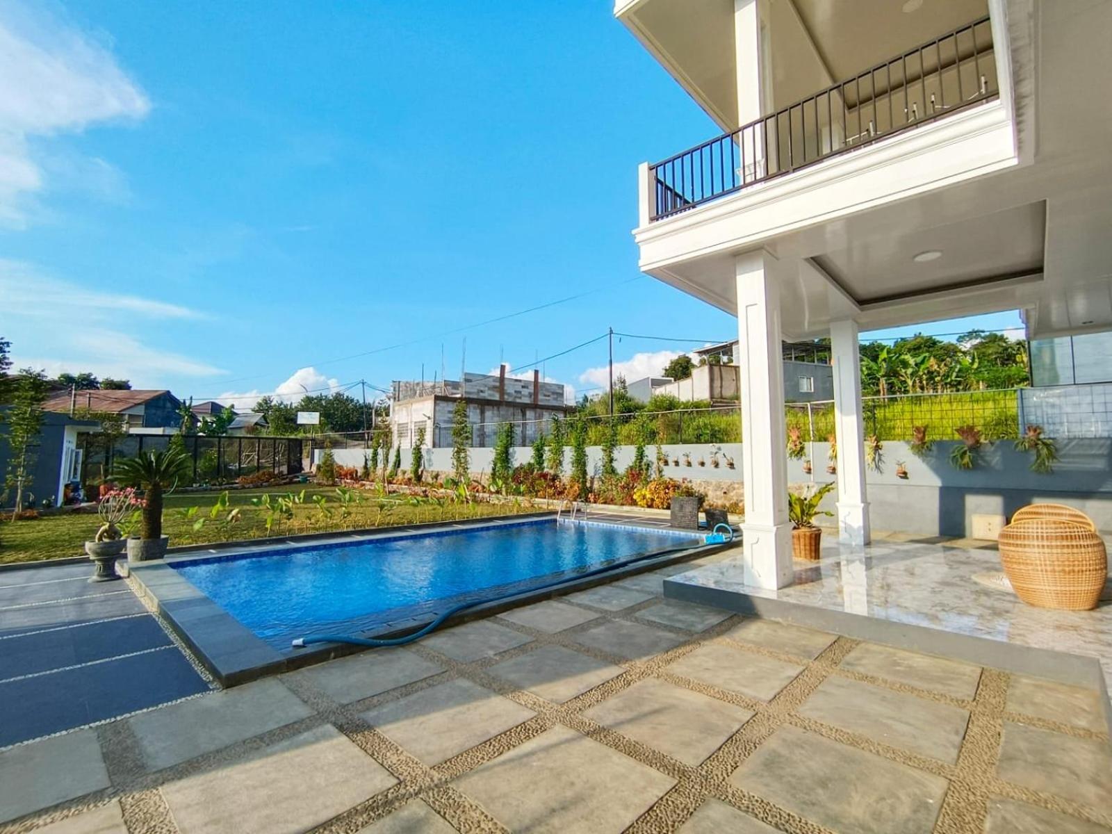 Villa Cisarua KB Isyana view 2