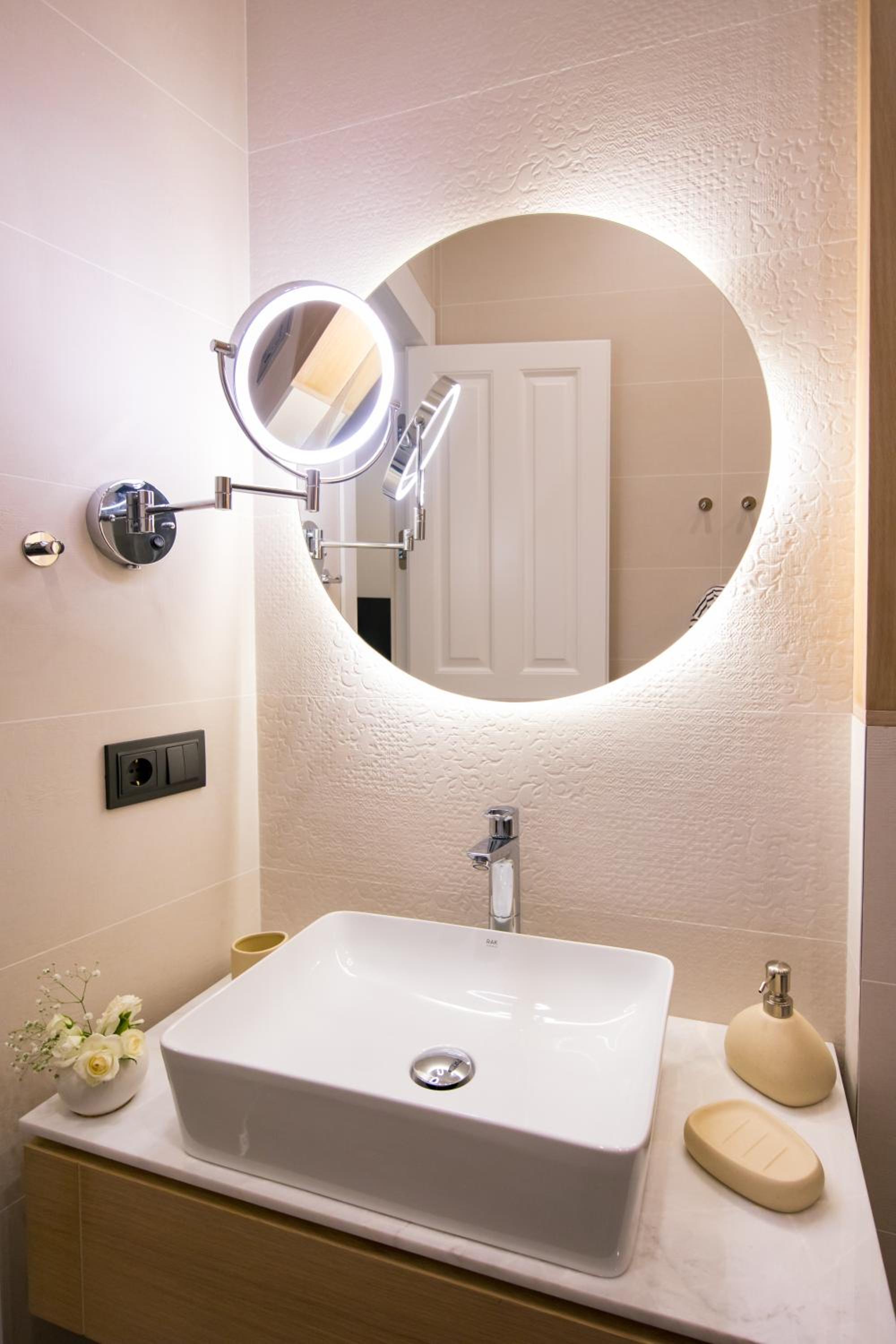 hotelise l Moxie Apartment