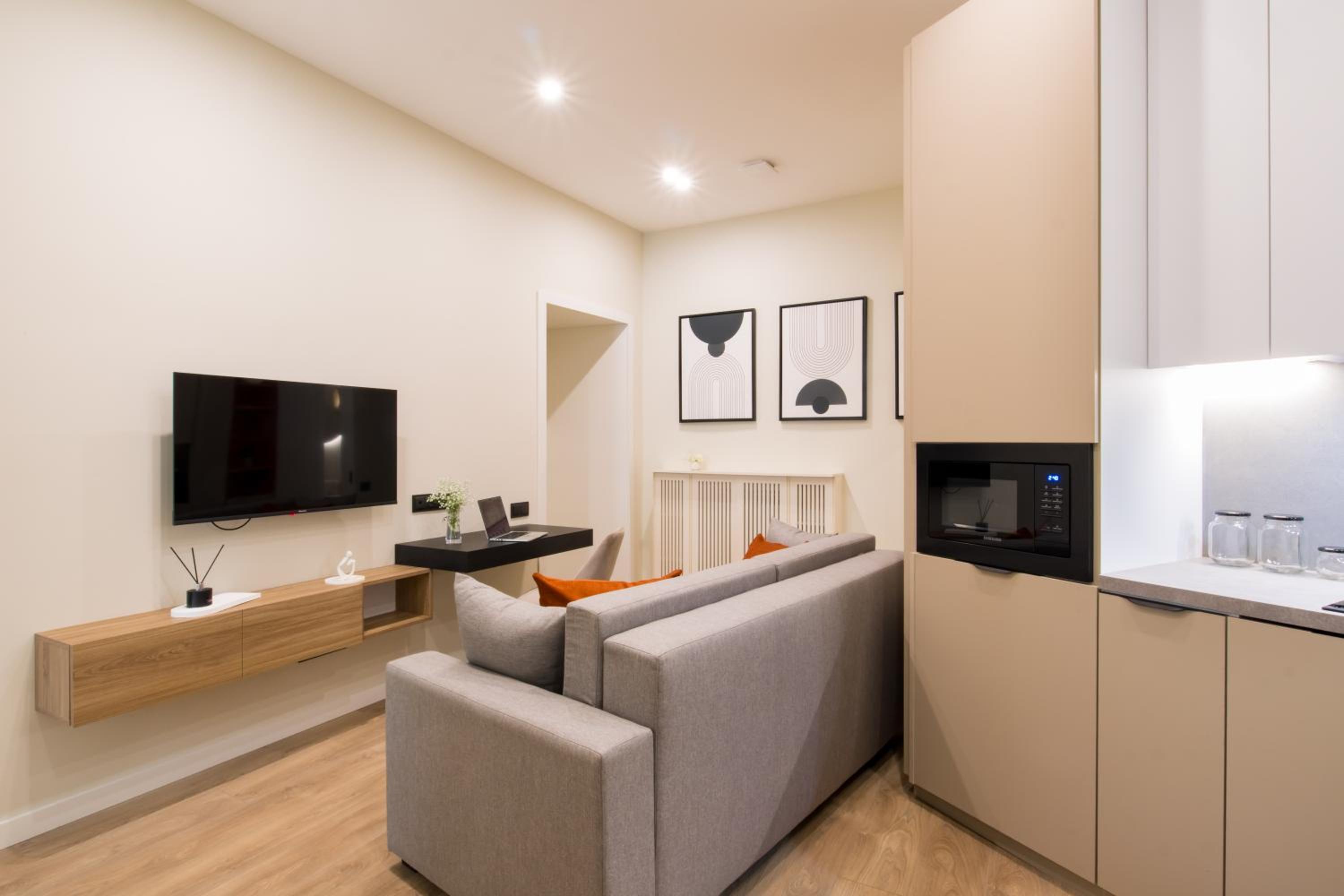 hotelise l Moxie Apartment