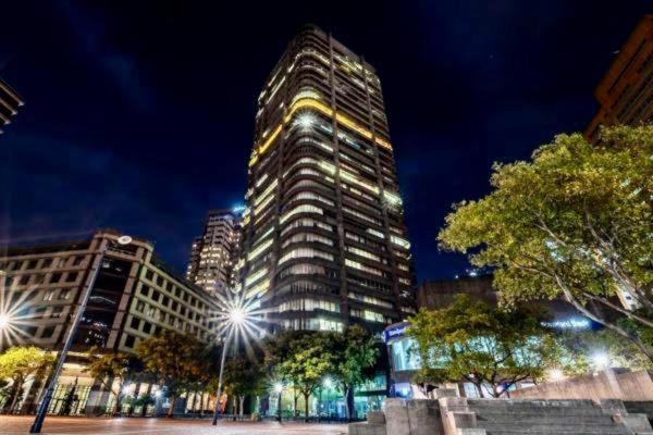 One Thibault Square 1521 by CTHA view 3