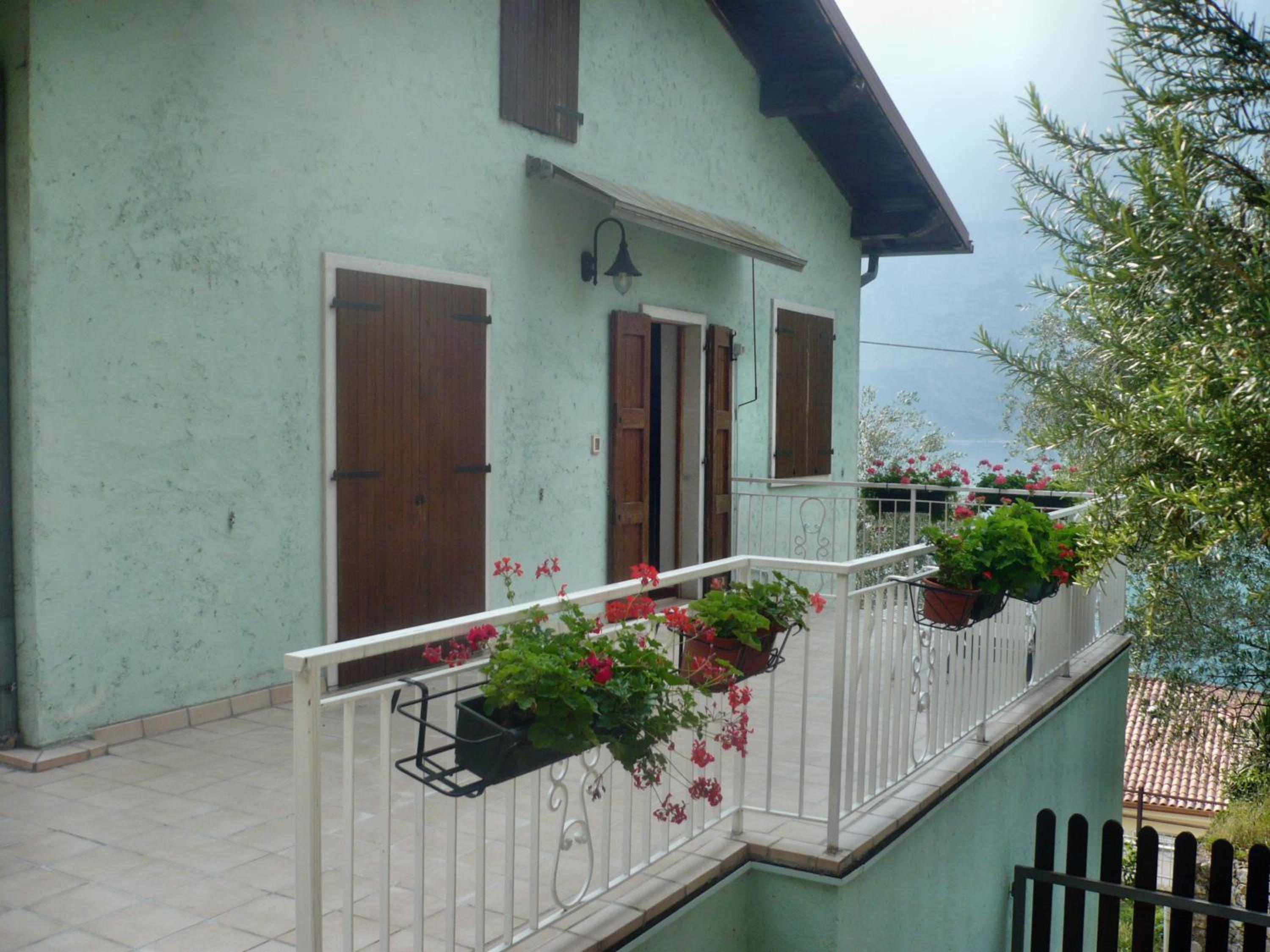 Photo 37