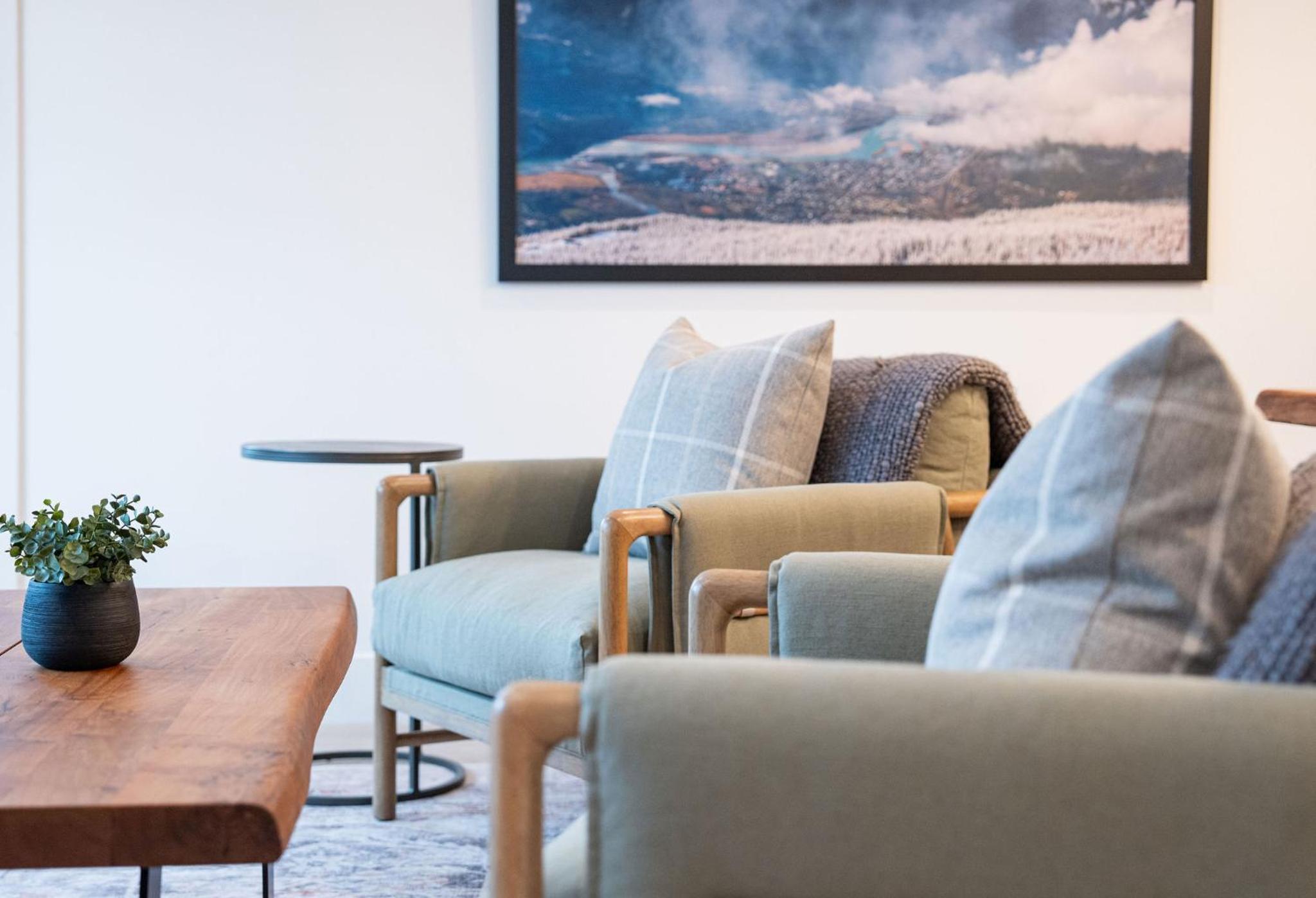 Farwell's Spike by Revelstoke Vacations