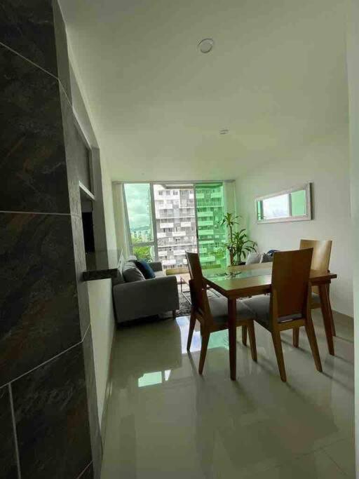 Apto hito 6piso Armenia amoblado