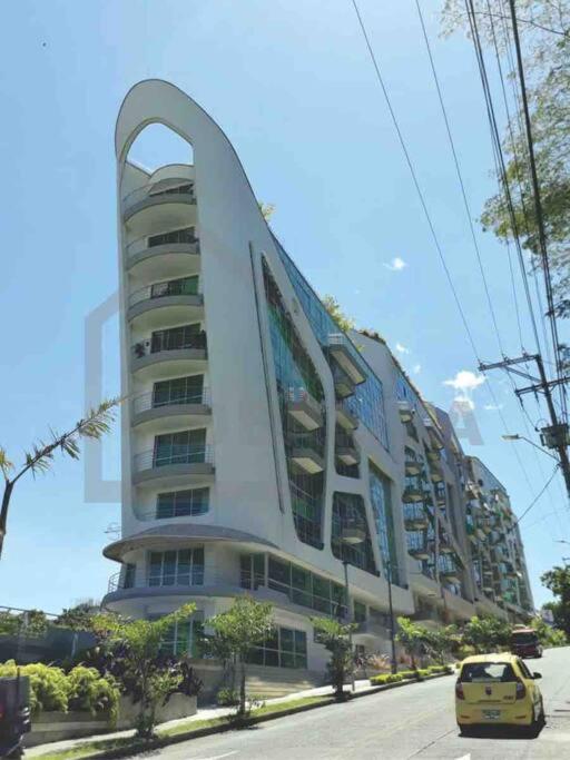 Apto hito 6piso Armenia amoblado