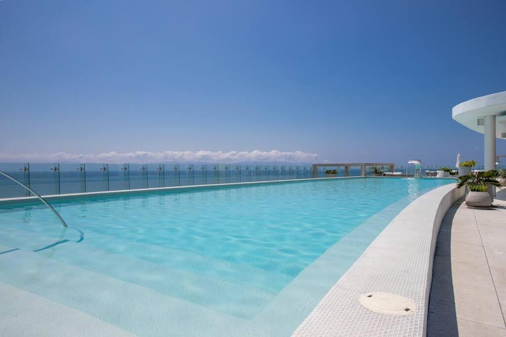 Luxurious Private Beach Getaway