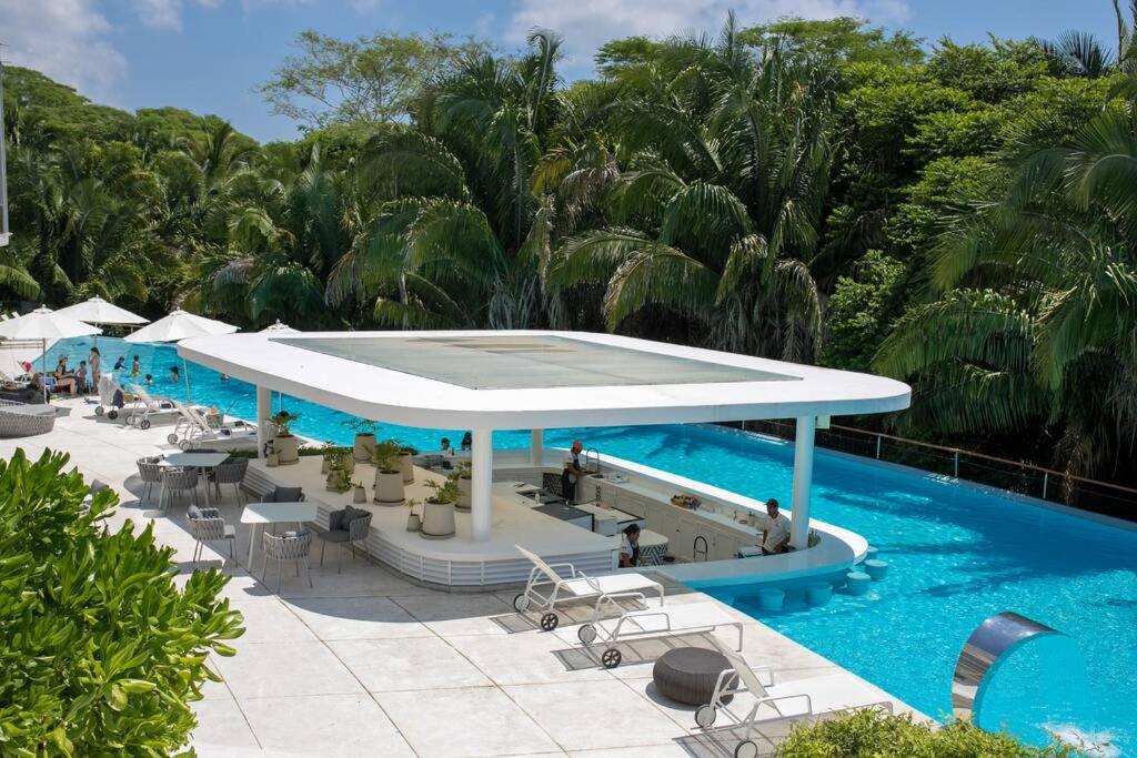 Luxurious Private Beach Getaway