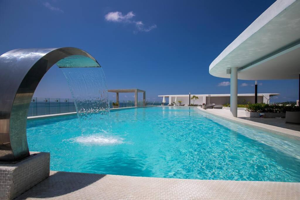 Luxurious Private Beach Getaway