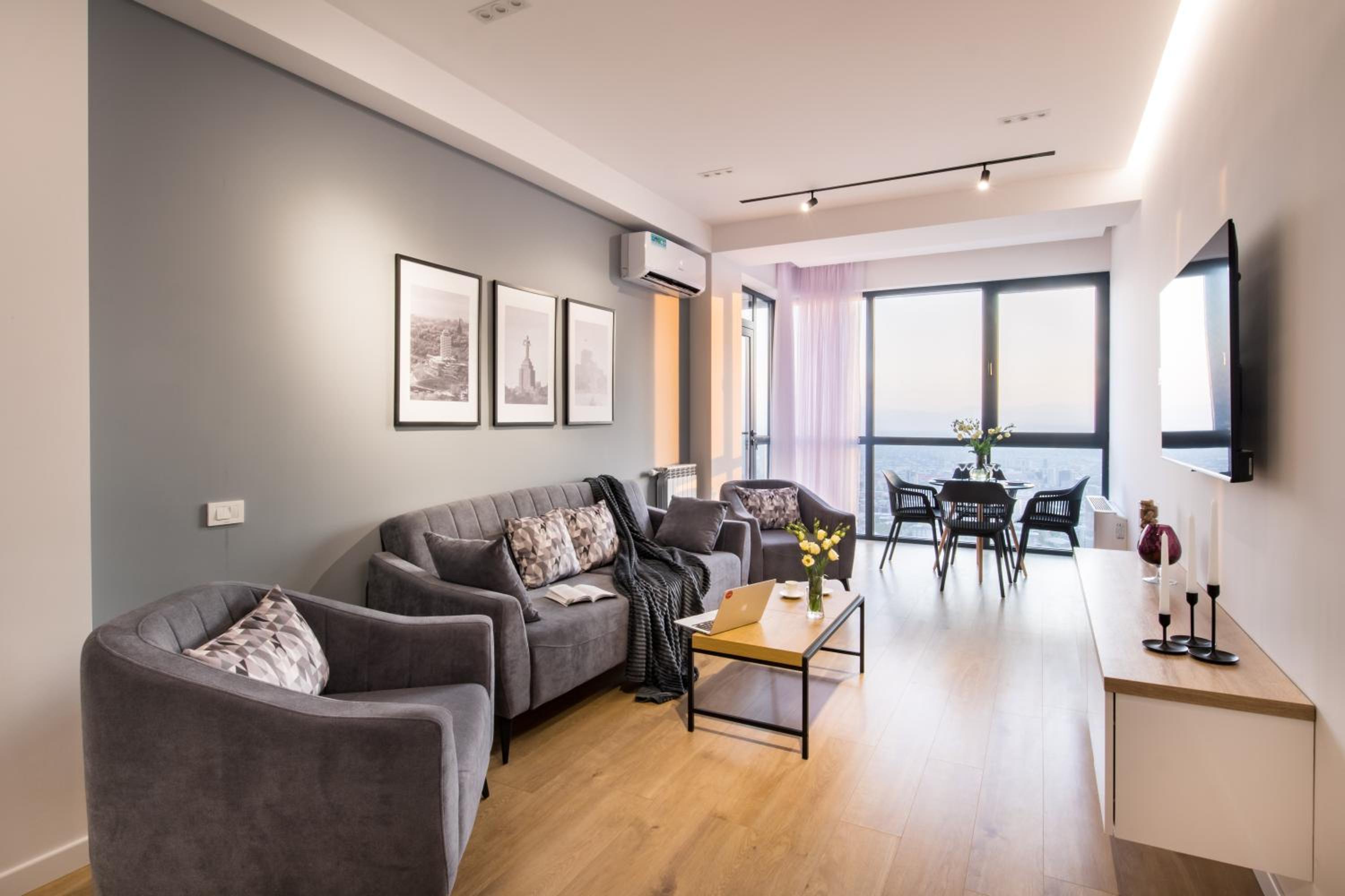 hotelise l Panorama Apartment