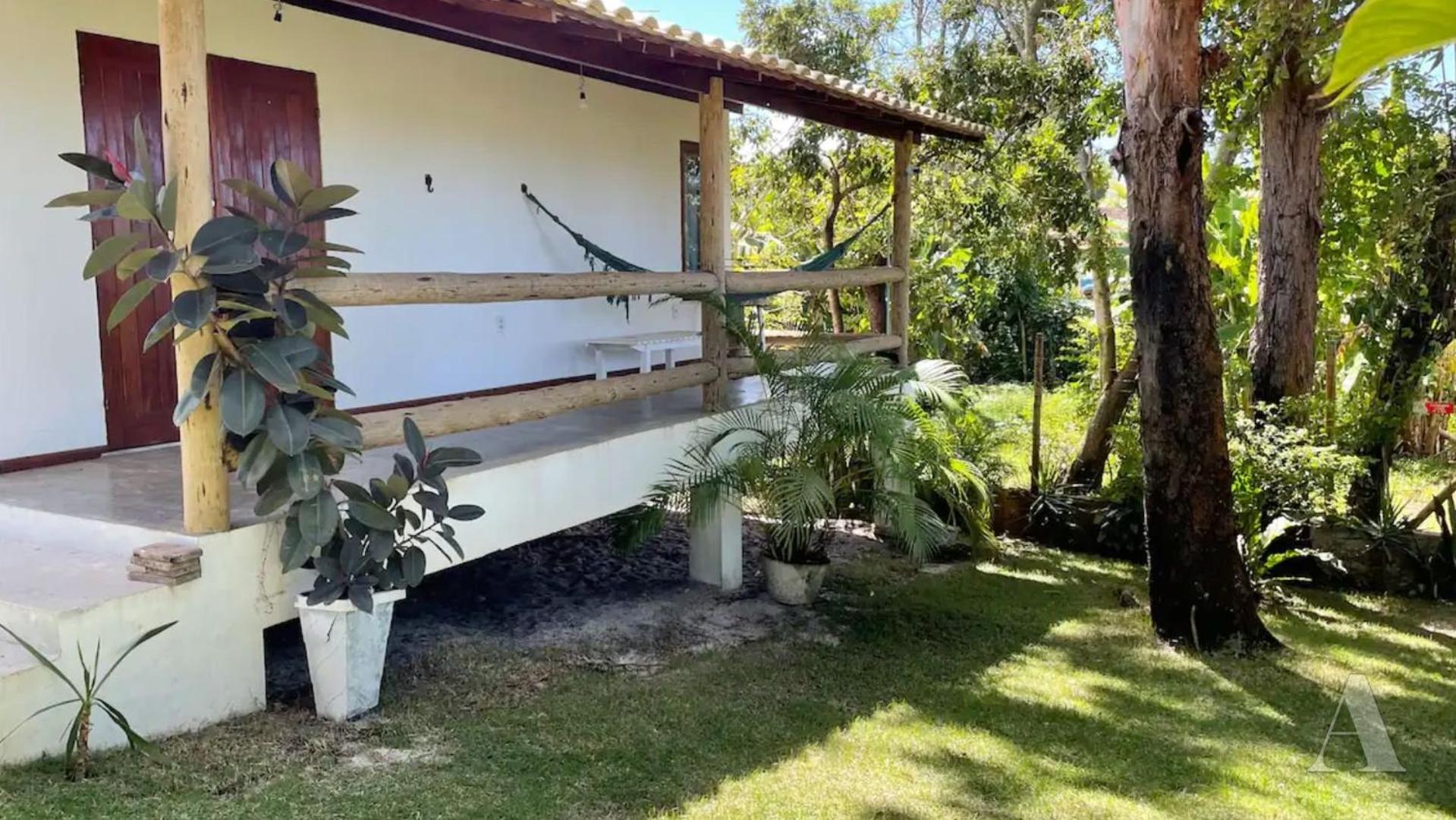 Casa 2 quartos 6 pessoas perto da praia Guarajuba - BA GJB02