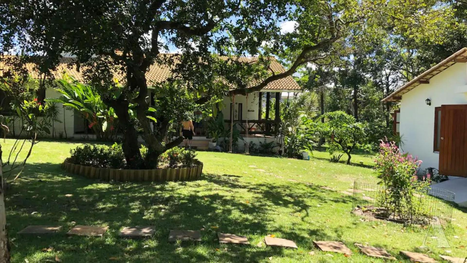 Casa 2 quartos 6 pessoas perto da praia Guarajuba - BA GJB02
