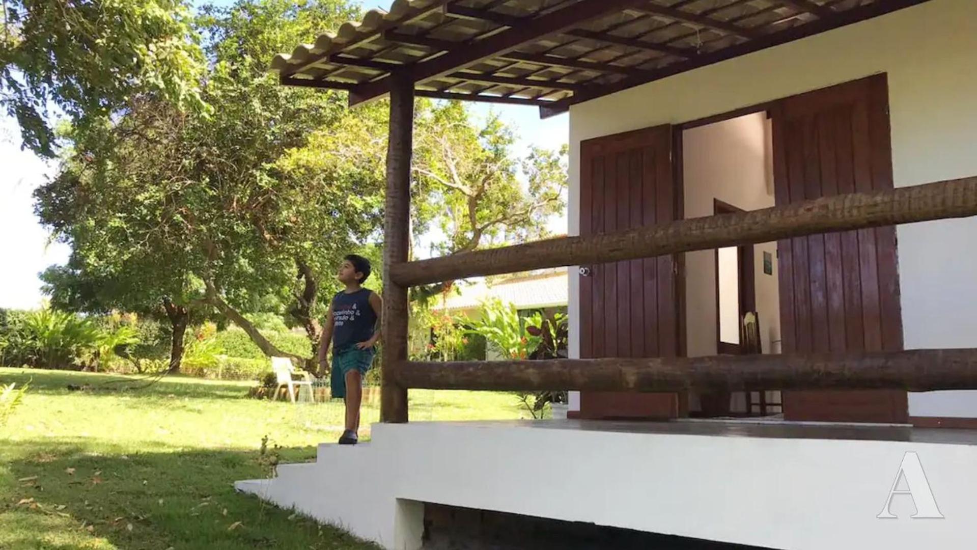 Casa 2 quartos 6 pessoas perto da praia Guarajuba - BA GJB02